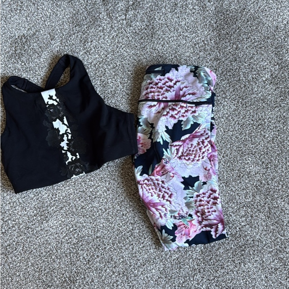 Athleta Black and Floral Women's Top